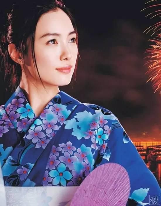 善良的女秘书的目的