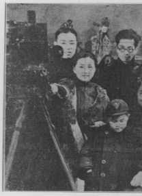 亚洲欧美国产另类首页