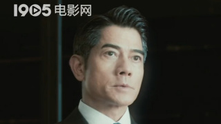 从天而降女孩子从2楼掉下来完整版